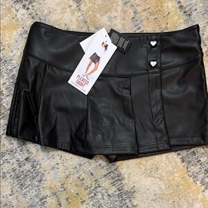 Celebrity Pink Black Pleated Skort, NWT